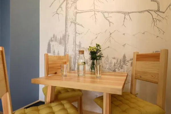 홈스테이 Biala Izba 샤플라리