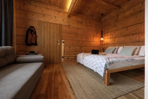 홈스테이 Biala Izba 샤플라리