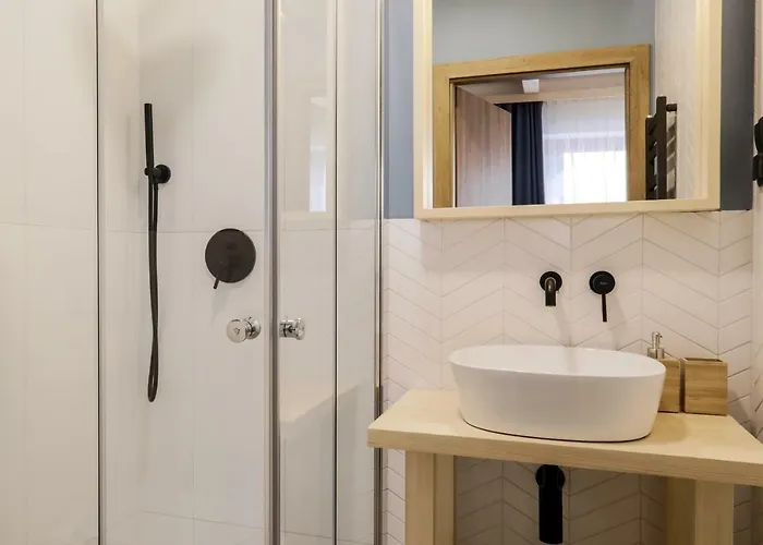 Biala Izba * 샤플라리