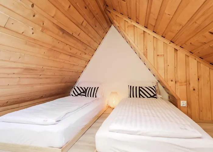 홈스테이 Biala Izba 샤플라리